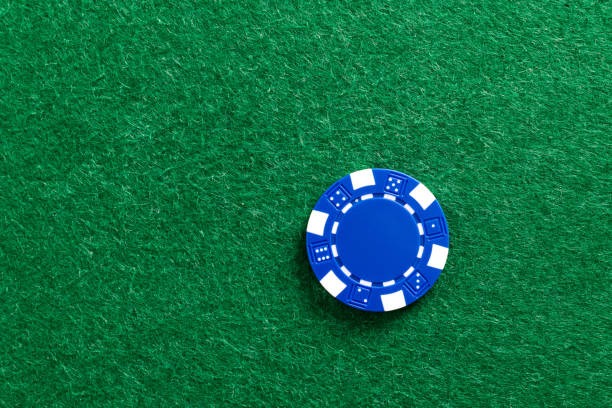 megasloto link European Roulette table interface on mobile phone showing live dealer and betting layout